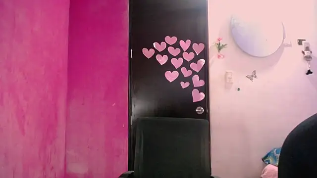 Kiara tits online show from 04-30-26, 10:58