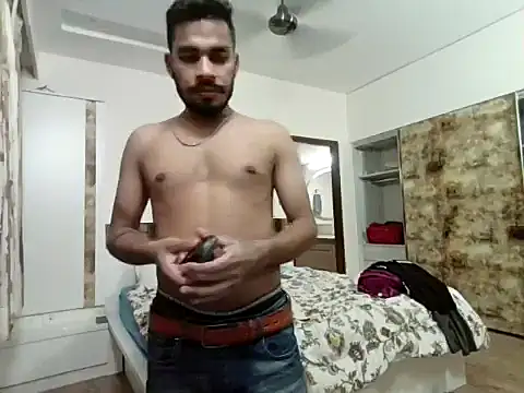 Snapshot of Desihotboy990 chatting on 05-09-26, 04:01 Desihotboy990 online show from 05-09-26, 04:01
