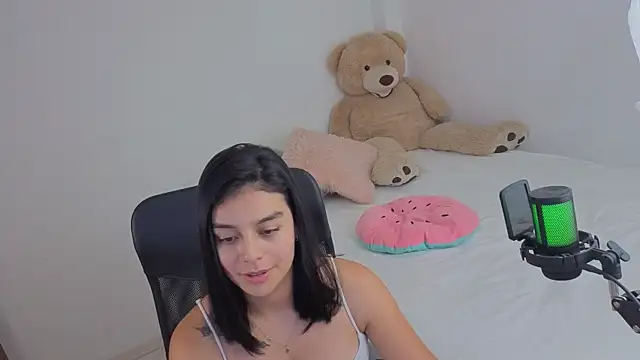 valerihouse  online show from 05-24-26, 02:05