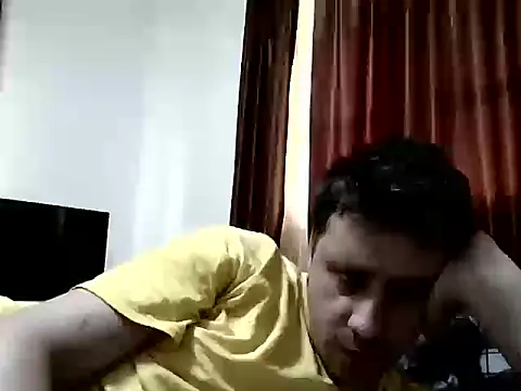 Teen18boyy online show from 05-13-26, 01:52
