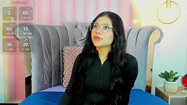Snapshot of babe_vennus chatting on 05-26-26, 07:54 babe vennus online show from 05-26-26, 07:54