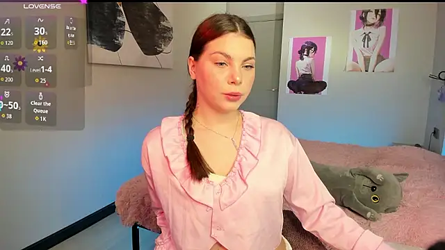 EmmyyK online show from 07-05-26, 01:40