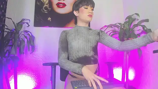 Snapshot of Alisson_Santiel chatting on 06-18-26, 07:52 Alisson Santiel online show from 06-18-26, 07:52