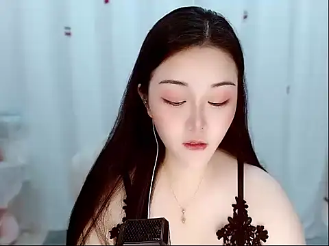 Amy-cnbaby online show from 05-11-26, 01:33