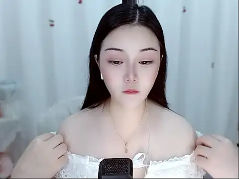 Amy-cnbaby online show from 05-13-26, 01:25