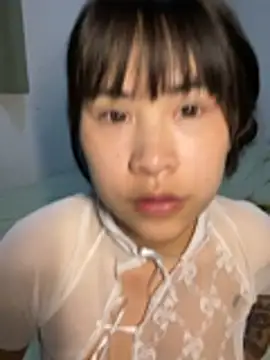 Snapshot of Chenchen22- chatting on 06-24-26, 02:27 Chenchen22- online show from 06-24-26, 02:27