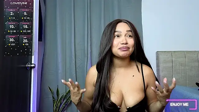 megangil  online show from 07-12-26, 06:37