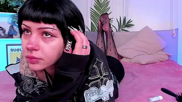 Ashley Alt online show from 07-24-26, 06:33