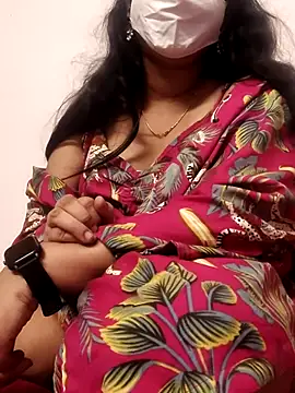 Snapshot of wow_vasavi chatting on 05-12-26, 10:56 wow vasavi online show from 05-12-26, 10:56
