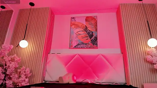 Paulina bennet online show from 07-30-26, 12:15