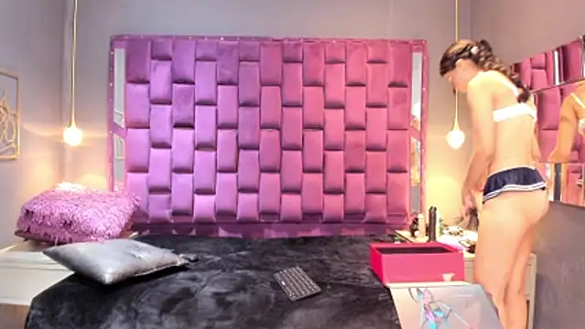 AlesiaLara online show from 08-02-26, 07:23