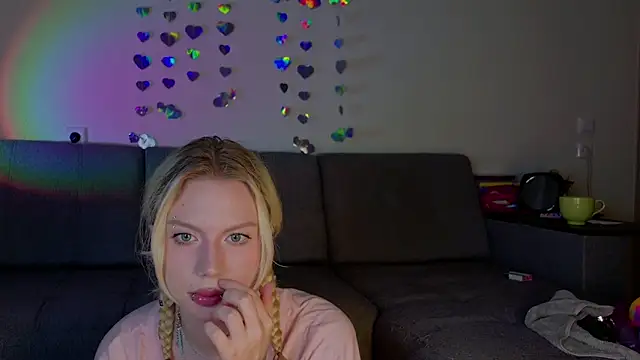 sonya blade69 online show from 06-22-26, 07:00