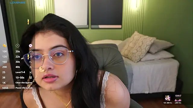 Snapshot of Madison_Flame chatting on 06-26-26, 04:11 Madison Flame online show from 06-26-26, 04:11