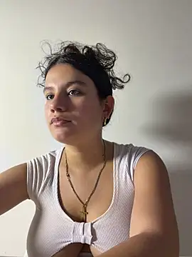 Miasecret18 online show from 05-21-26, 04:41