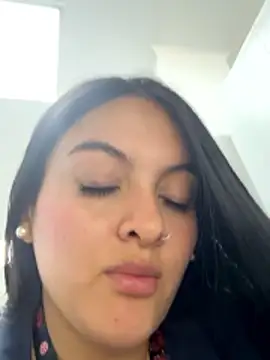 marianm29-1 online show from 06-06-26, 02:11