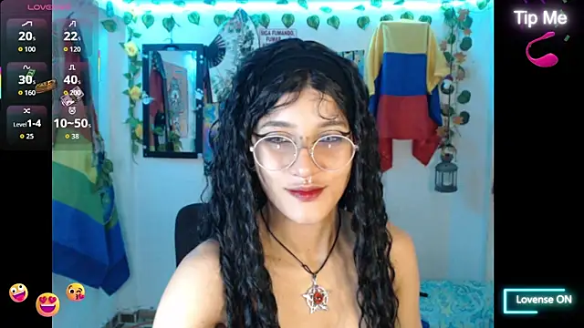 Snapshot of bastethott chatting on 05-18-26, 07:36 bastethott online show from 05-18-26, 07:36