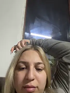 AmandaSnack online show from 05-10-26, 09:31