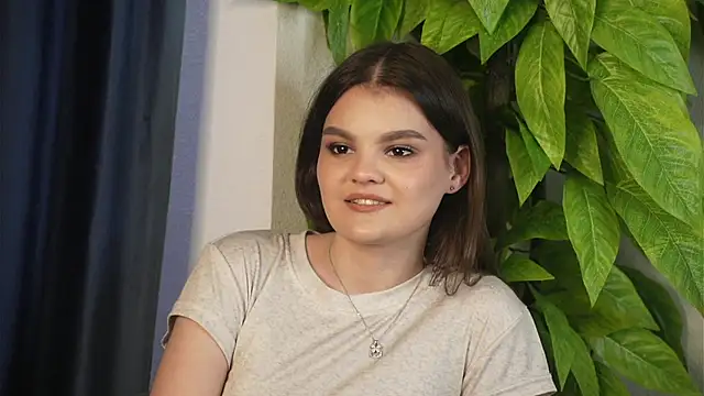 Snapshot of KathrineJan chatting on 05-07-26, 10:42 KathrineJan online show from 05-07-26, 10:42