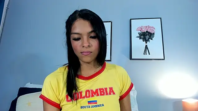 Snapshot of Miaa_ZZ chatting on 06-22-26, 12:35 Miaa ZZ online show from 06-22-26, 12:35