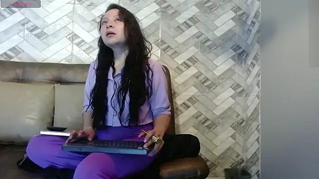 Snapshot of koko15_ chatting on 05-23-26, 01:26 koko15 online show from 05-23-26, 01:26