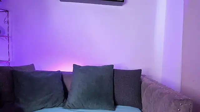 AnnyRosse 699 online show from 06-06-26, 01:27