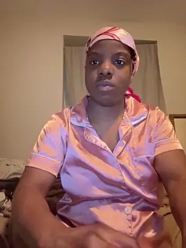 Snapshot of princesselizabeth chatting on 05-23-26, 02:39 princesselizabeth online show from 05-23-26, 02:39