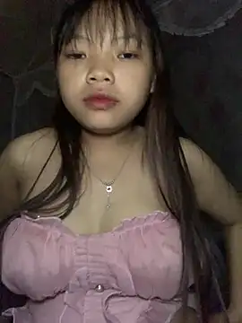 Snapshot of Cham-py chatting on 05-11-26, 01:44 Cham-py online show from 05-11-26, 01:44