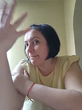 EmmaEmmy40 online show from 05-19-26, 04:24