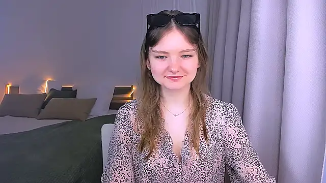 LookEva online show from 05-31-26, 03:26