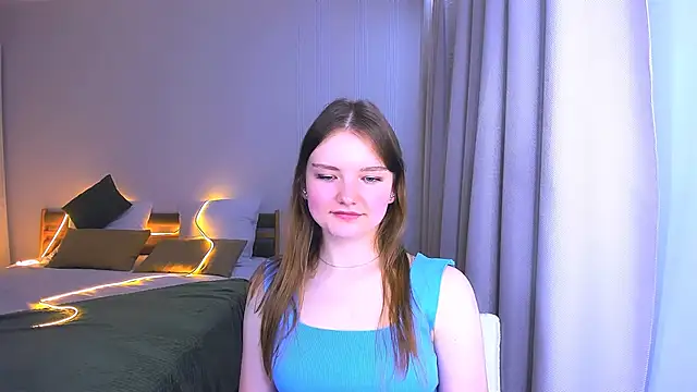 LookEva online show from 06-18-26, 09:14