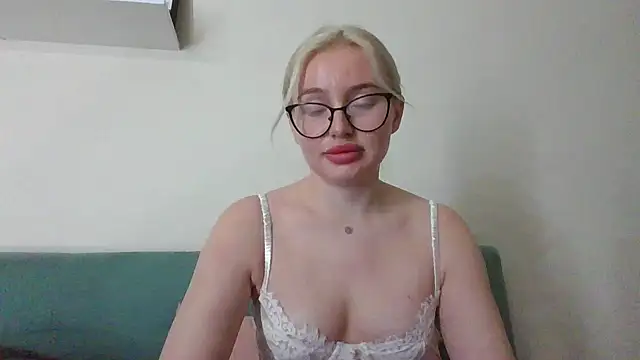 blond canary online show from 05-02-26, 05:40