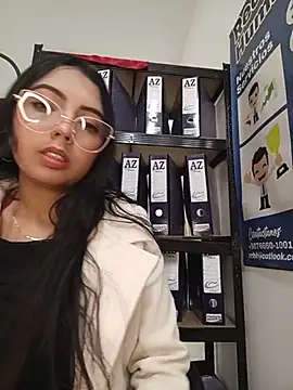 JENNIFER  03 online show from 08-01-26, 04:17