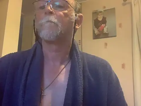 Moonraker64 online show from 06-19-26, 05:45