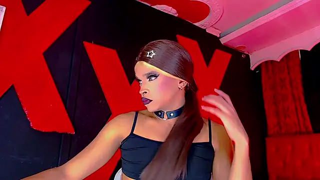 Mia Colucci25 online show from 07-30-26, 12:59