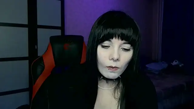 gothicq online show from 05-26-26, 06:48