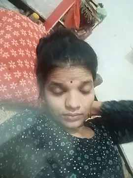 Student garl 1 online show from 06-06-26, 08:13