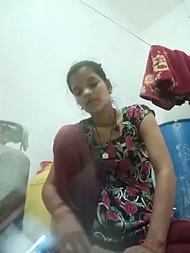 Snapshot of Student_garl_1 chatting on 06-18-26, 10:09 Student garl 1 online show from 06-18-26, 10:09