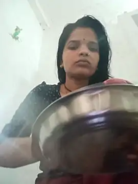 Snapshot of Student_garl_1 chatting on 06-22-26, 04:20 Student garl 1 online show from 06-22-26, 04:20