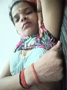 Snapshot of Student_garl_1 chatting on 07-02-26, 11:22 Student garl 1 online show from 07-02-26, 11:22