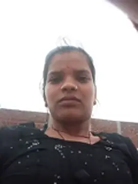 Snapshot of Student_garl_1 chatting on 08-04-26, 11:24 Student garl 1 online show from 08-04-26, 11:24