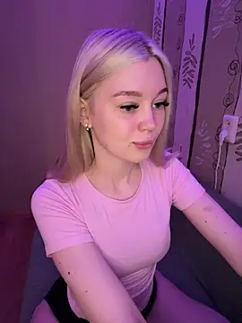 Velvet Doll  online show from 06-18-26, 09:47