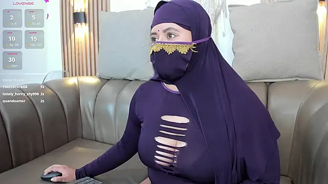 yasmin dina online show from 05-31-26, 06:09