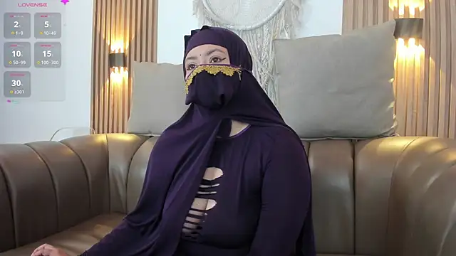 yasmin dina online show from 06-06-26, 03:06
