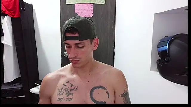 RaulRico online show from 06-18-26, 12:22
