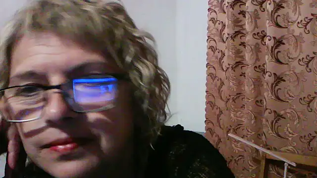 ElizabethGorden online show from 06-21-26, 07:05