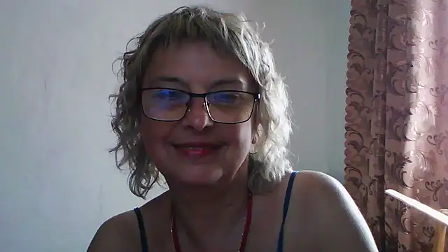 ElizabethGorden online show from 07-17-26, 06:31