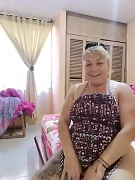 Snapshot of Venuss_Milf chatting on 06-20-26, 12:30 Venuss Milf online show from 06-20-26, 12:30