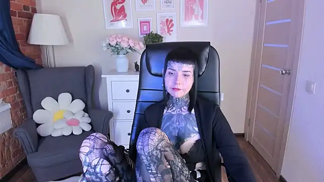 Bloood  Mary online show from 08-04-26, 08:44