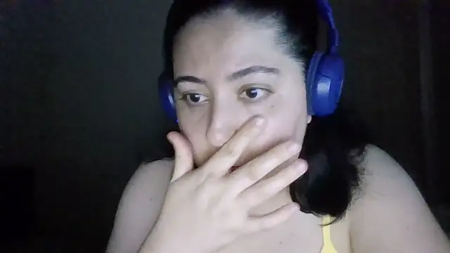 Snapshot of IsabellaJacobs chatting on 06-18-26, 10:58 IsabellaJacobs online show from 06-18-26, 10:58