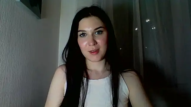 Snapshot of Katiee_Foxi chatting on 05-18-26, 10:15 Katiee Foxi online show from 05-18-26, 10:15